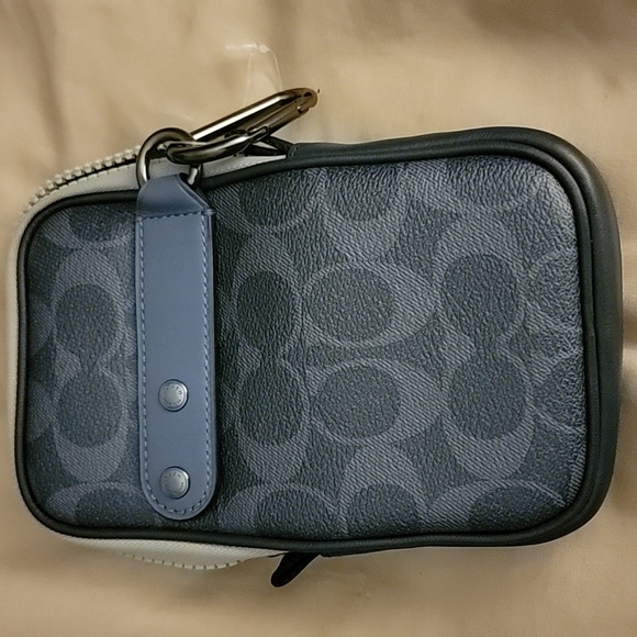 Coach cell phone holder - Picture 2 of 7